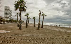 Thumbnail for 7 Important Reasons to Visit Alicante in Winter